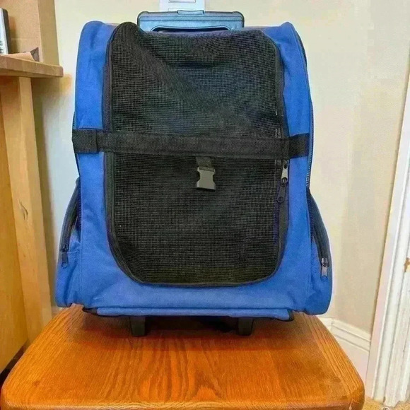 NWOT, Rolling Backpack Pet Carrier, Small Dog, Cat, Mesh, Pockets, Blue, Black - Picture 4 of 13
